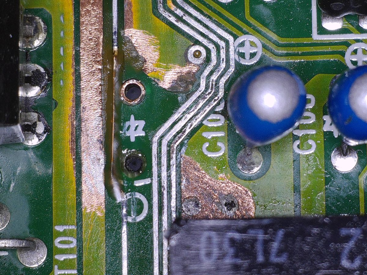 JZX81 ECU バイパス修正作業中